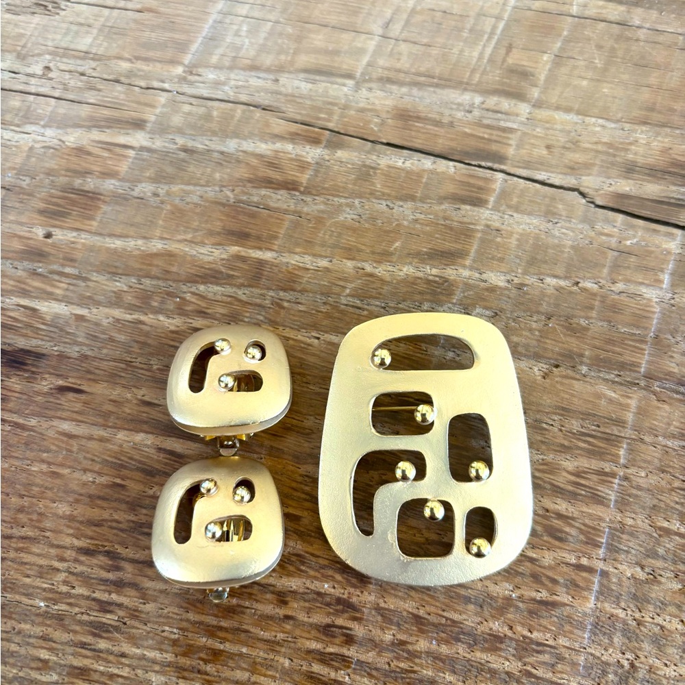 Eisenberg modernist MCM abstract pin with matching earrings